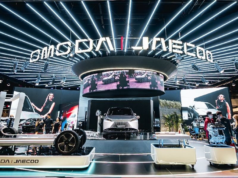 OMODA & JAECOO SE DESTACAM NO SALÃO DO AUTOMÓVEL DE SÃO PAULO 2025 E CONFIRMAM PRESENÇA NA EDIÇÃO DE 2027
