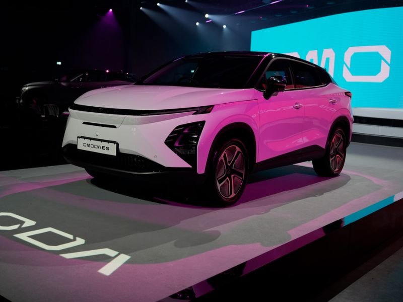OMODA 5 E E5 EM LONDRES: OMODA & JAECOO TOMAM OUTRA CIDADE DA EUROPA